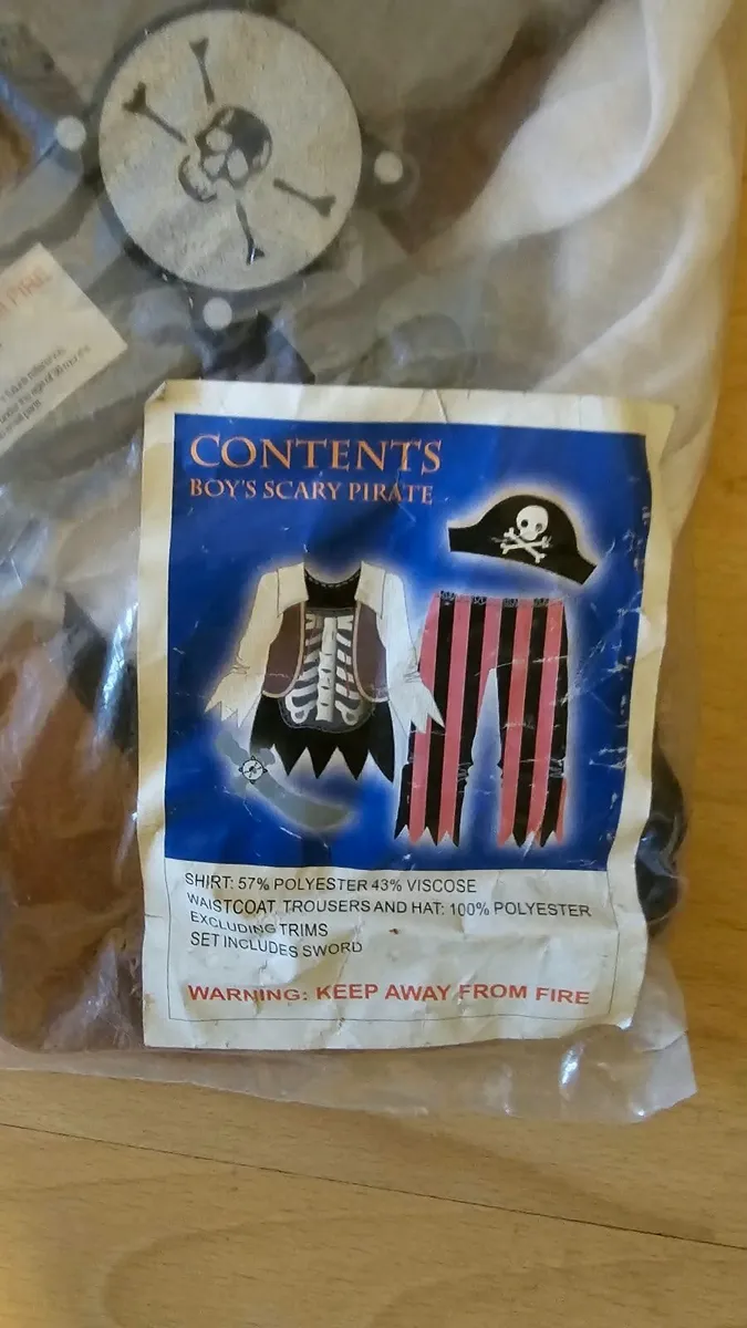 Halloween Costume - Pirate - Image 1
