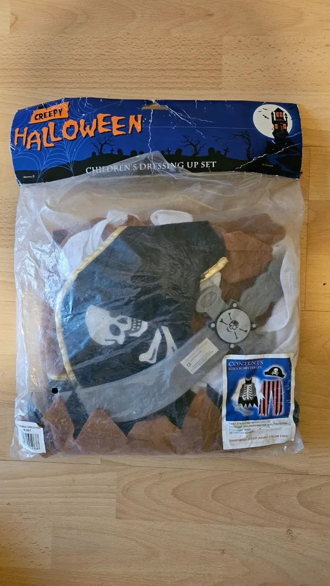 Halloween Costume - Pirate - Image 2