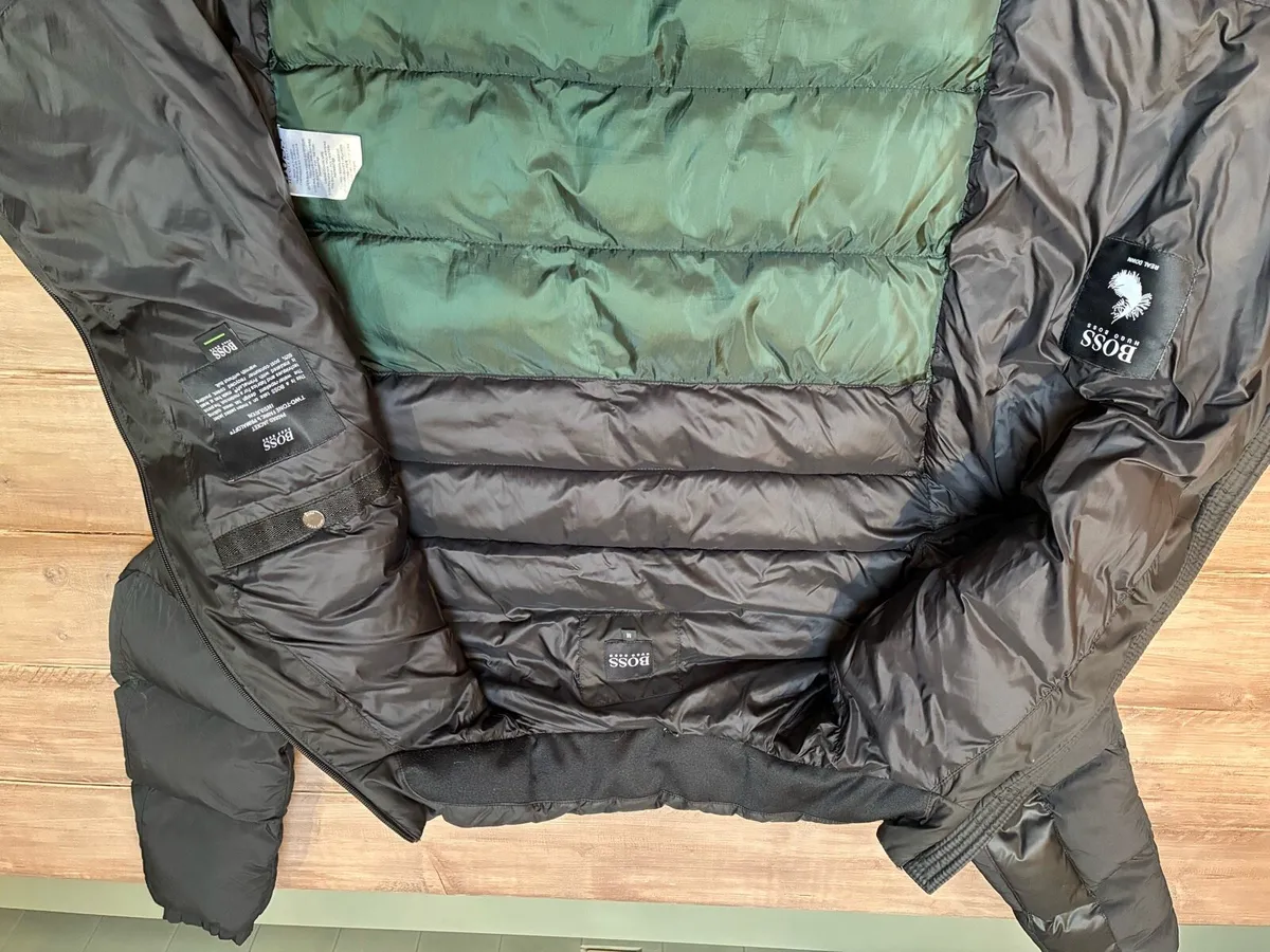 Hugo Boss Jacket - Image 3