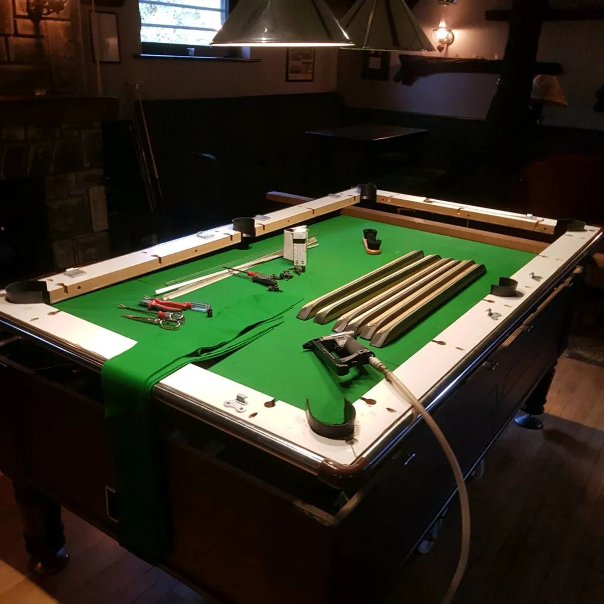 pool table - Image 1