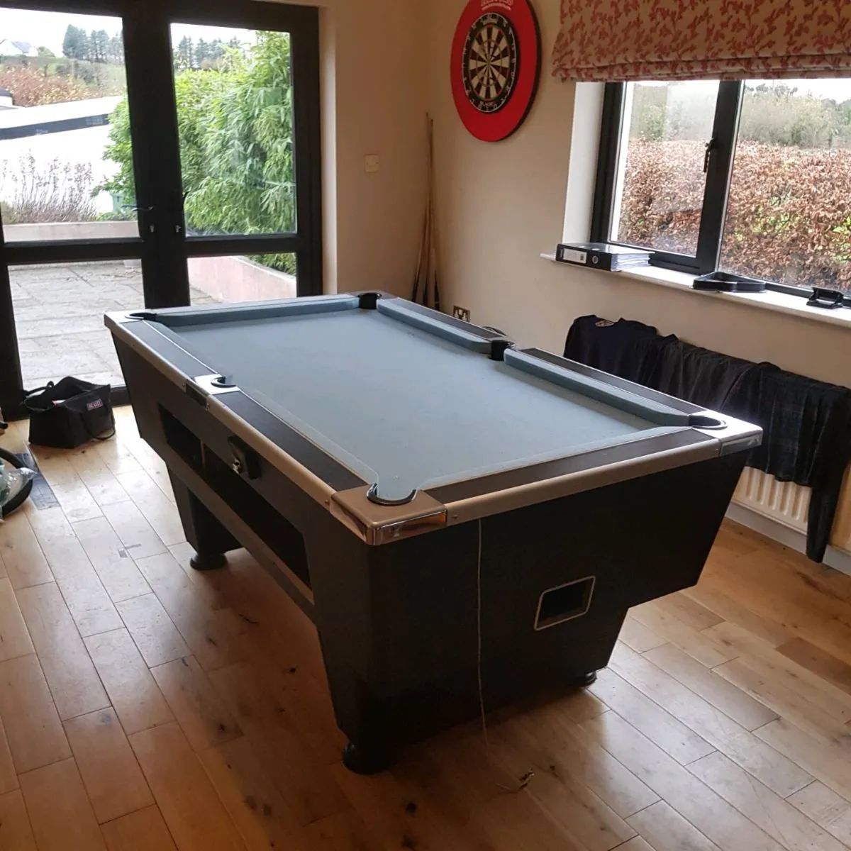 pool table - Image 4