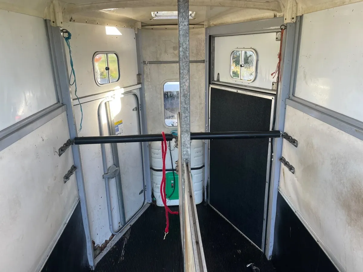 Ifor Williams horse box HB506 HB 506 - Image 3