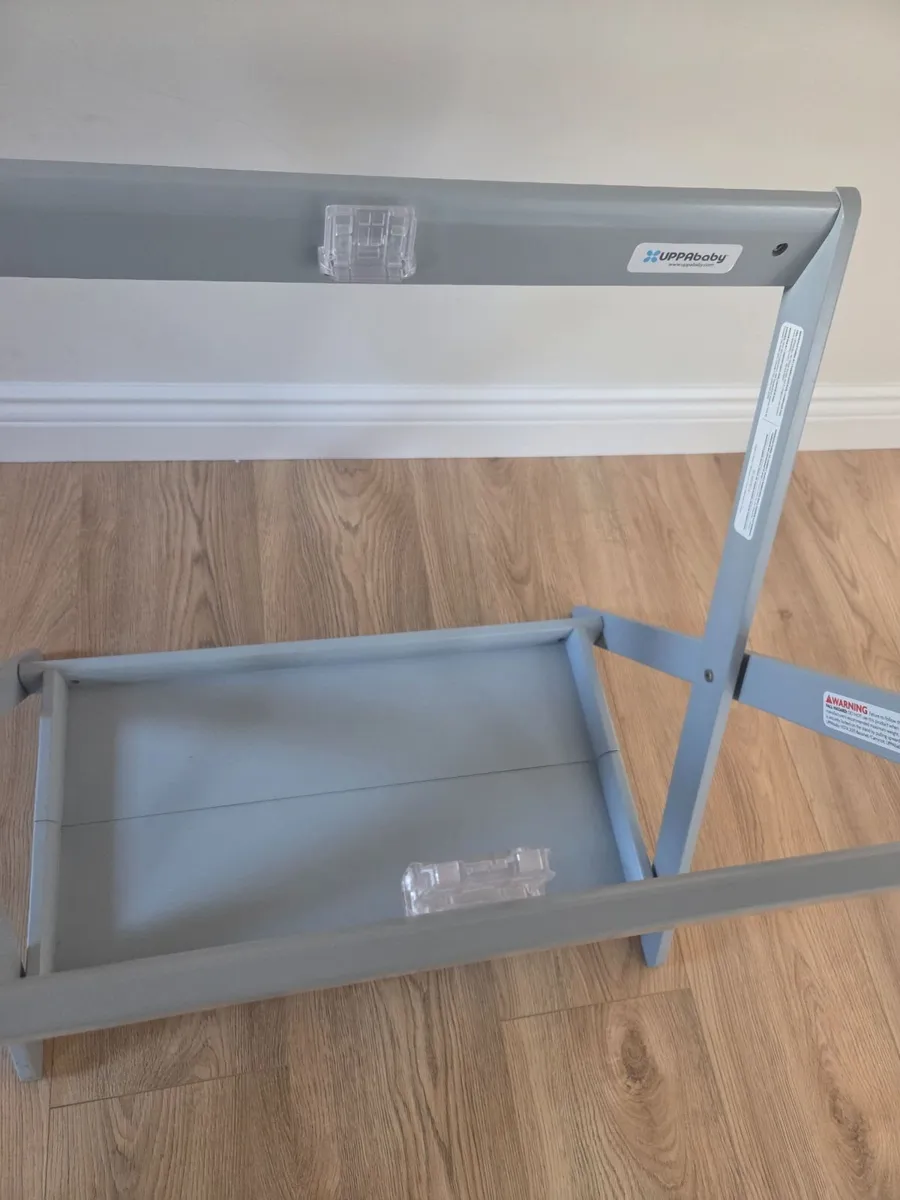 Uppababy Vista Bassinet Stand - Image 2