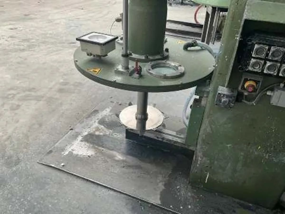 Industrial Vacuum Degassing Unit – Alfred Rickert - Image 3