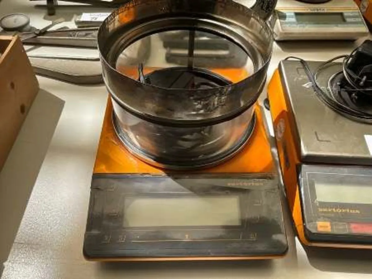 Sartorius Laboratory Precision Weighing Scale - Image 2