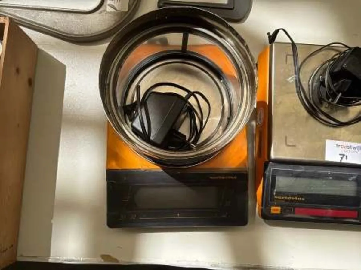 Sartorius Laboratory Precision Weighing Scale - Image 3