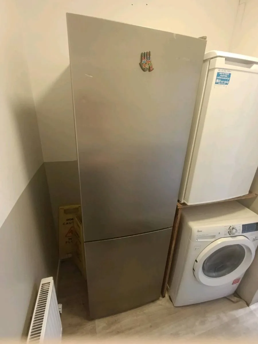 Fridge and freezers - Image 4