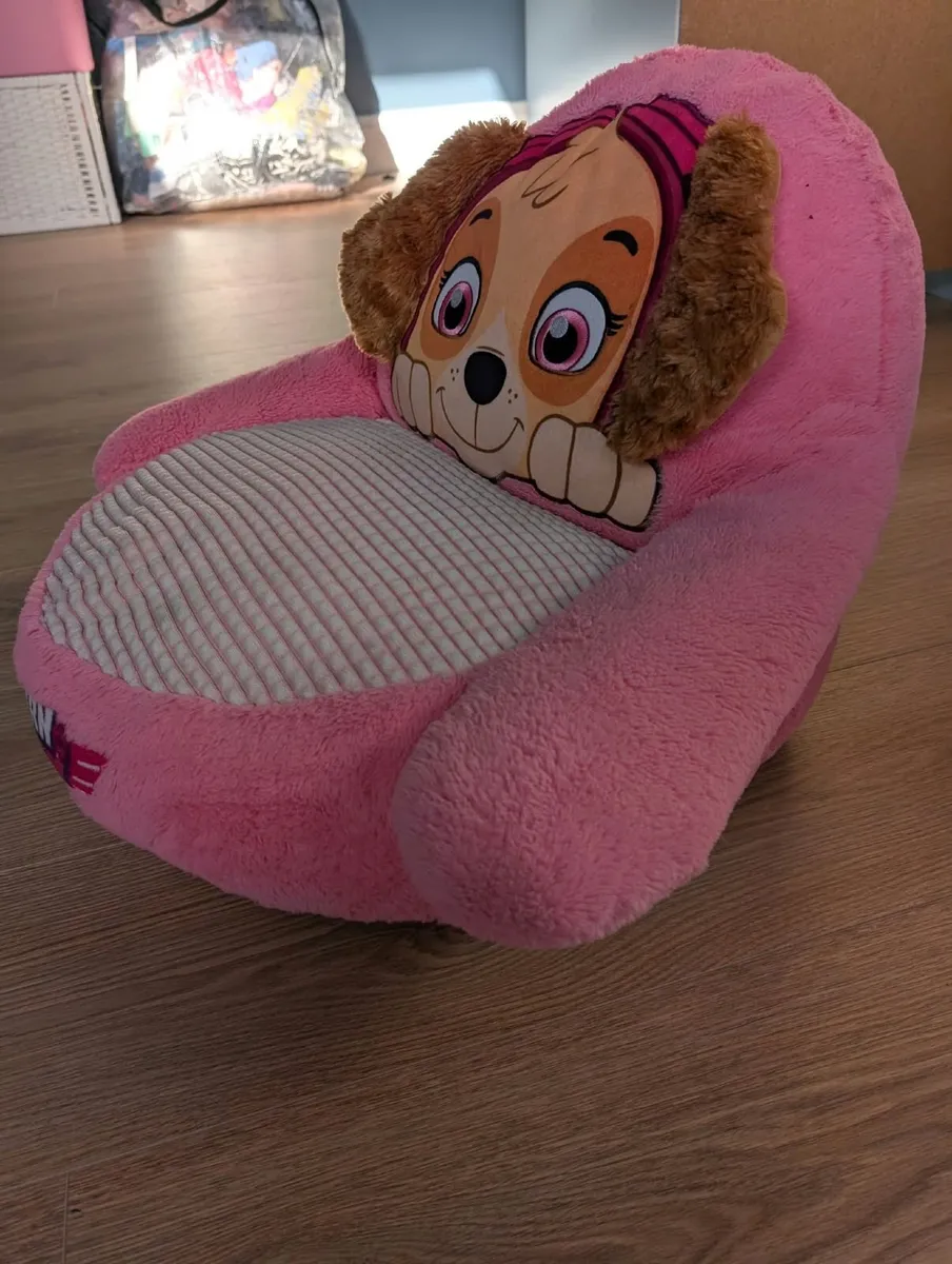 Paw patrol chair Skye - Image 1