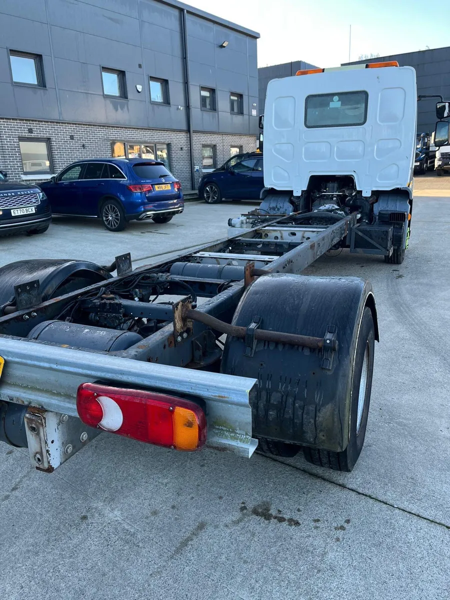 2012 DAF LF 45 180 On Air Chassis Cab - Image 4