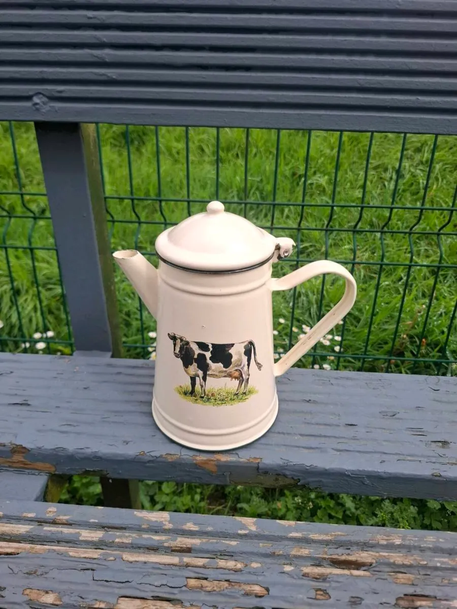 Enamel cow coffee pot - Image 1