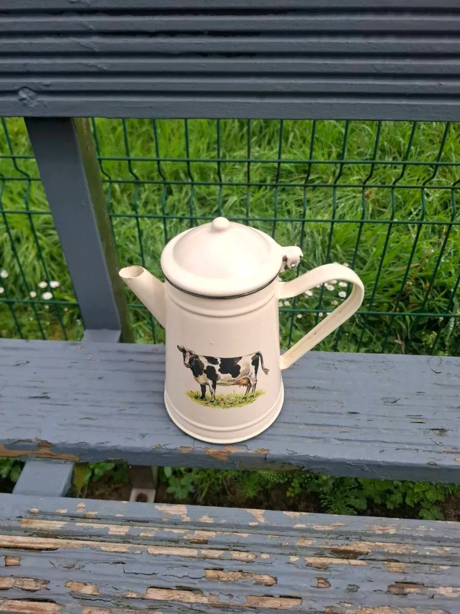 Enamel cow coffee pot - Image 2