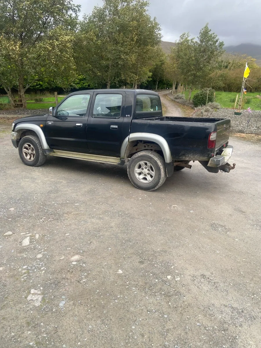 Toyota Hilux - Image 1