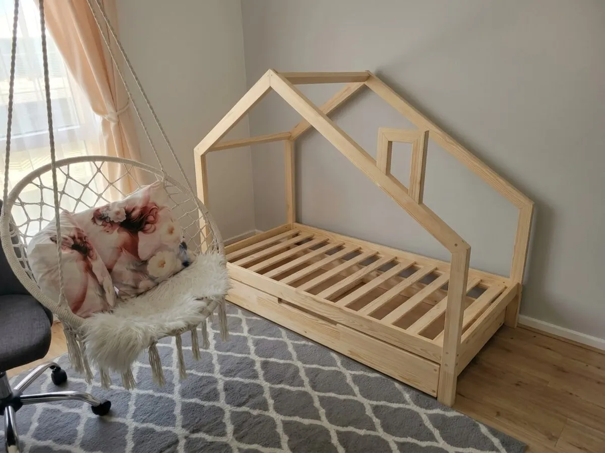 House Bed with Drawers - Image 1