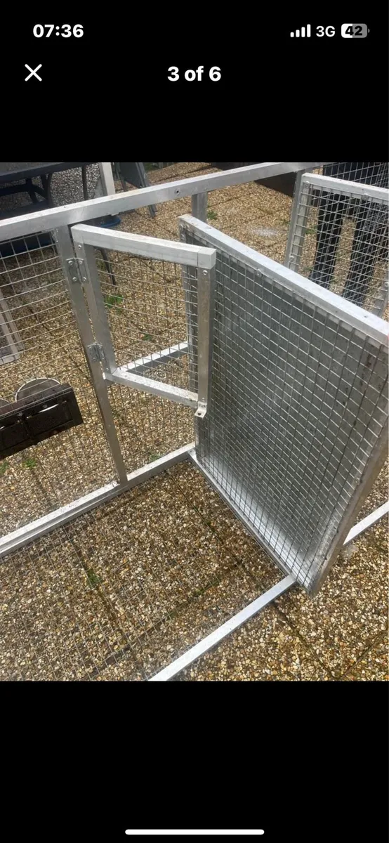 Bird cages and parrot breeding cage - Image 4