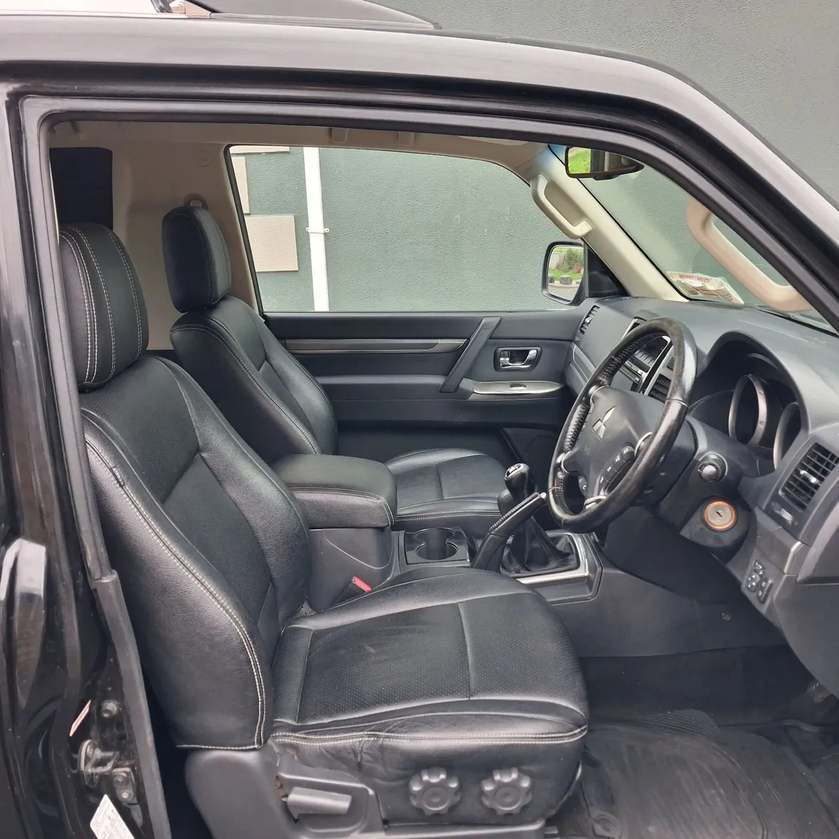 Mitsubishi Pajero 2018 - Image 4