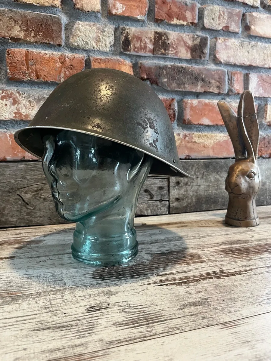 Vintage army helmet - Image 3