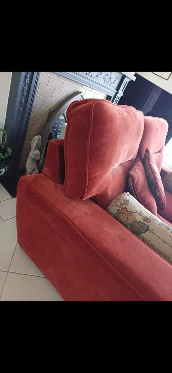 Couches - Image 3