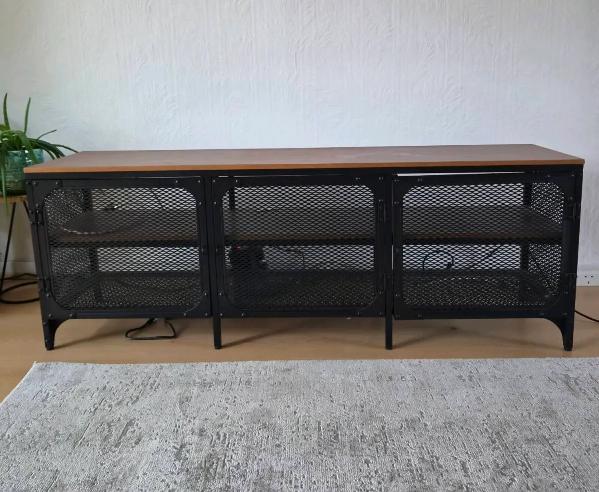 Fjallbo TV unit - Image 2