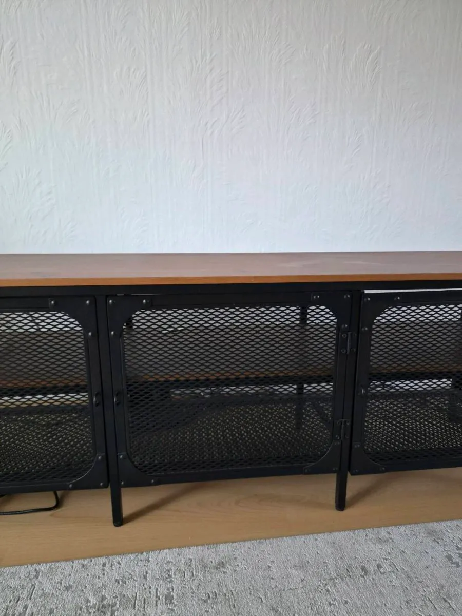 Fjallbo TV unit - Image 4