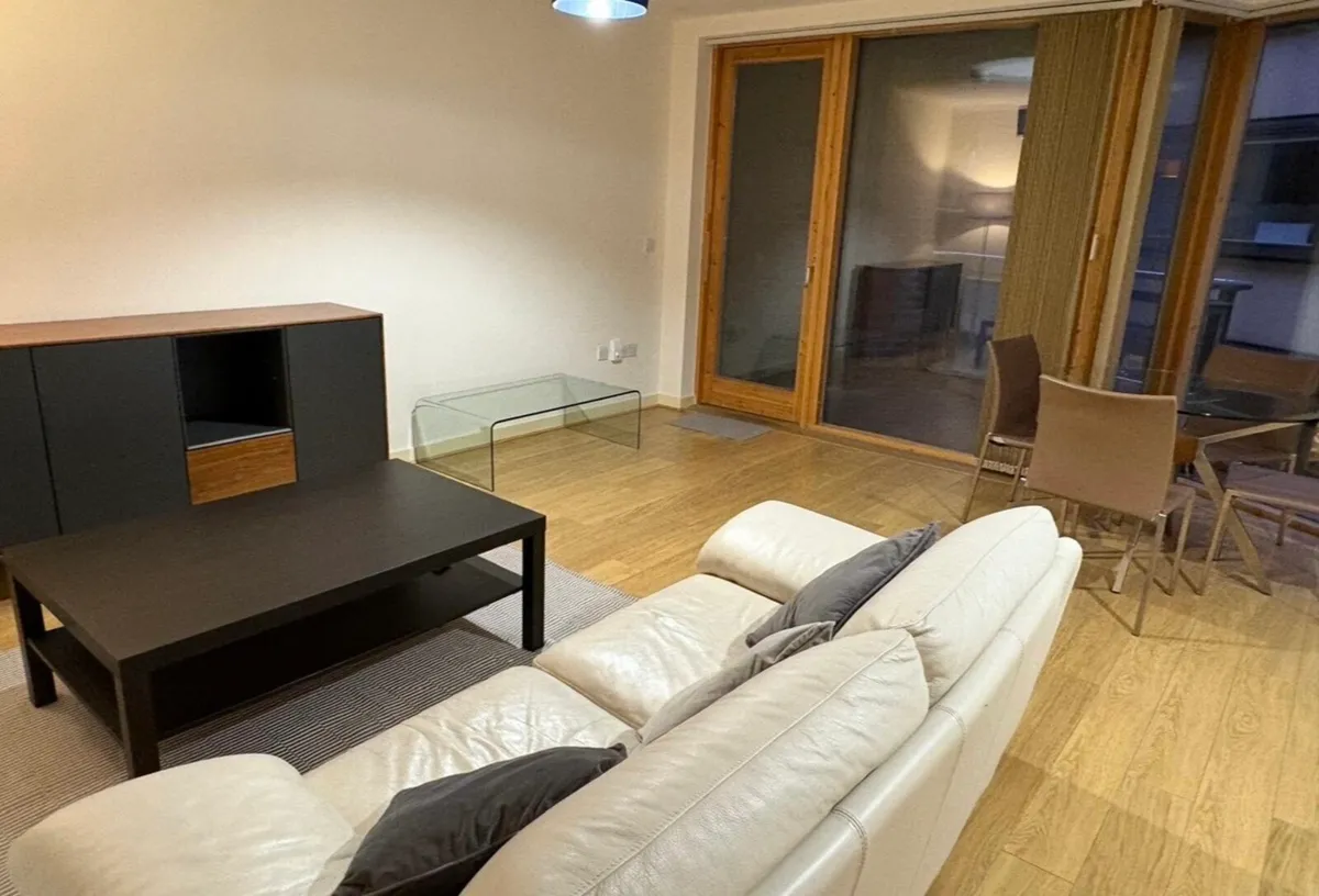 Living room contents - Image 2