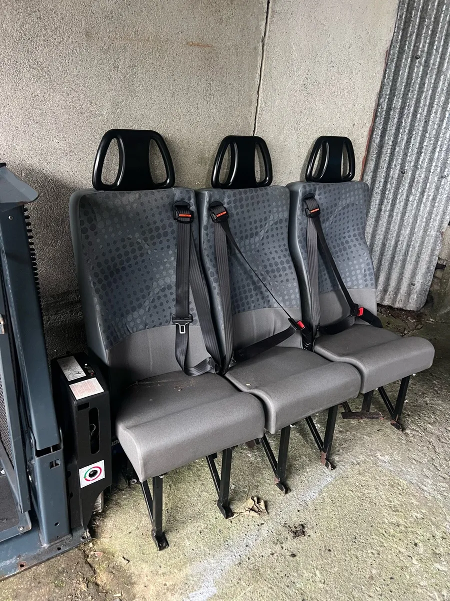 Camper single seats - Image 1