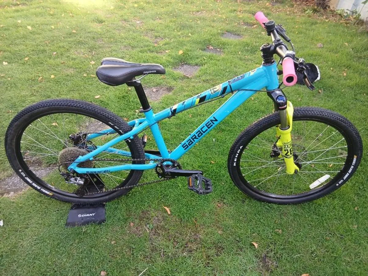 Saracen Mantra 24" Kids Bike - Image 1