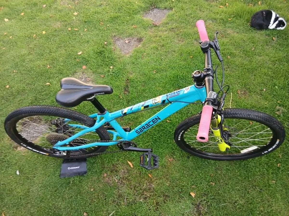 Saracen Mantra 24" Kids Bike - Image 3