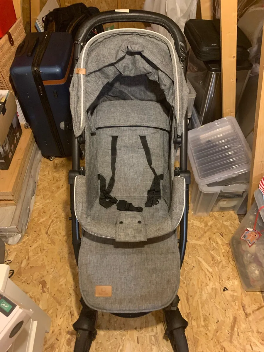 Lionelo Pram - Image 2