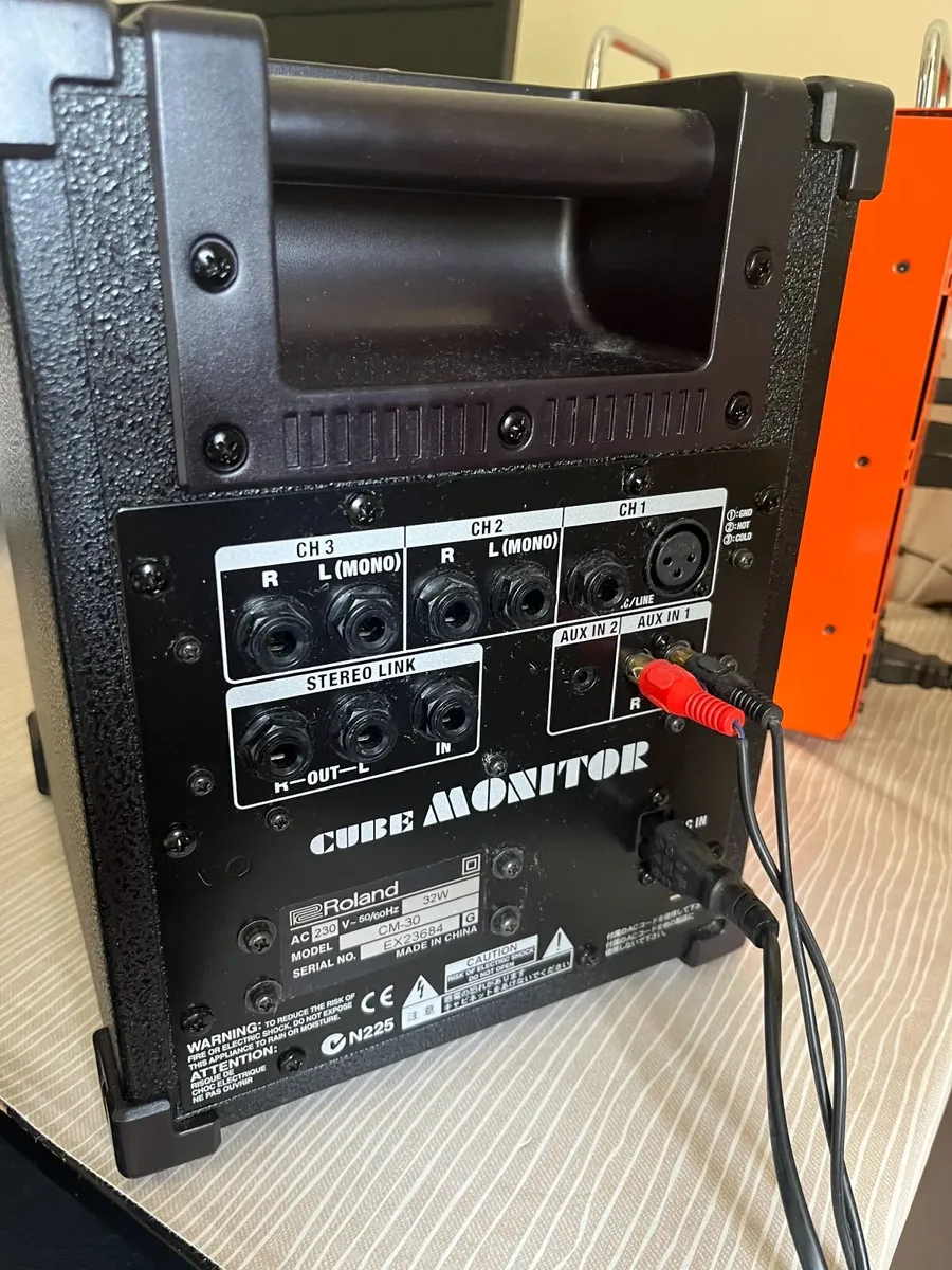 Roland CM-30 CUBE Monitor - Image 3