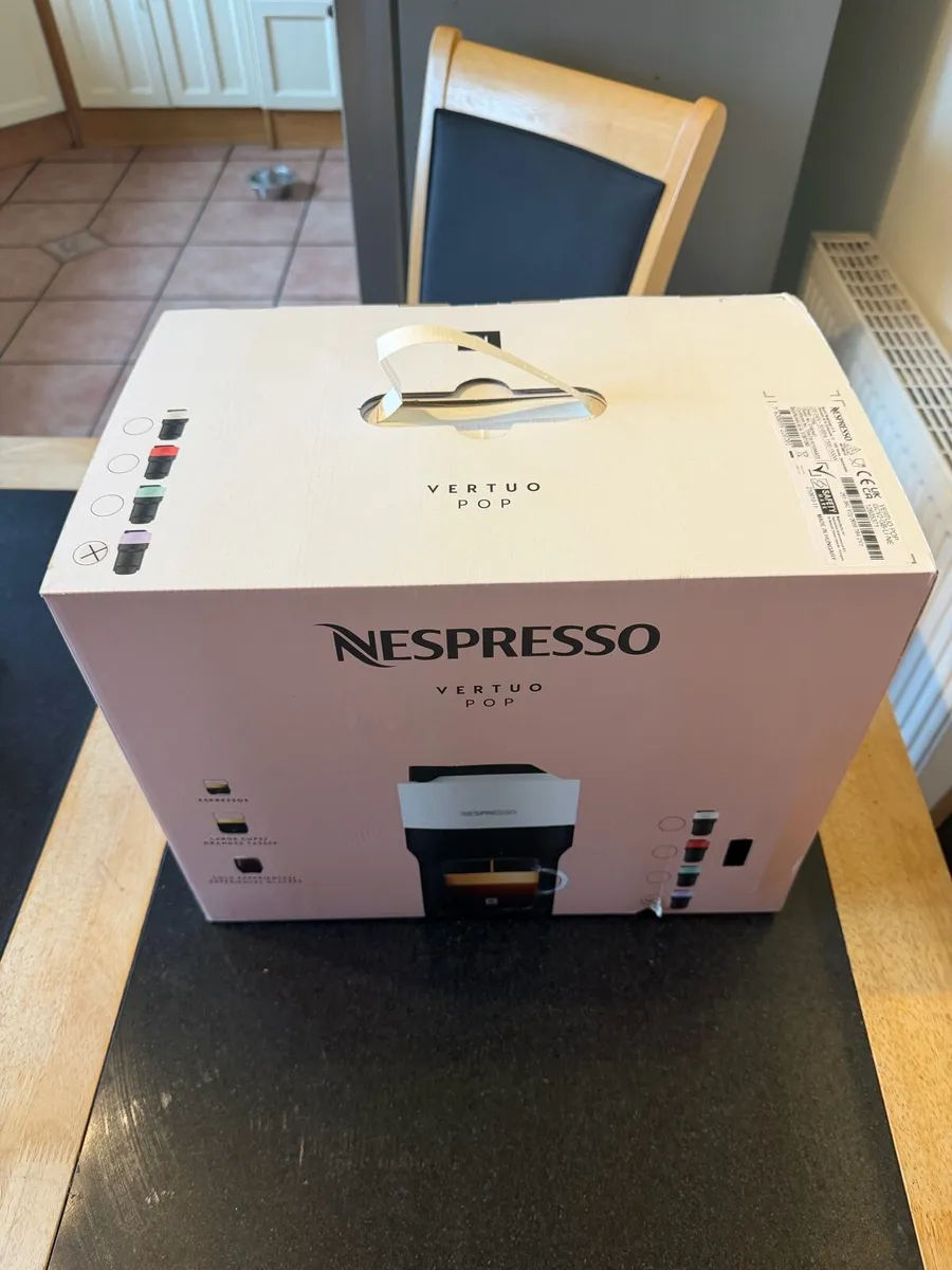 Nespresso coffee machine & Milk Frother Brand NEW - Image 2