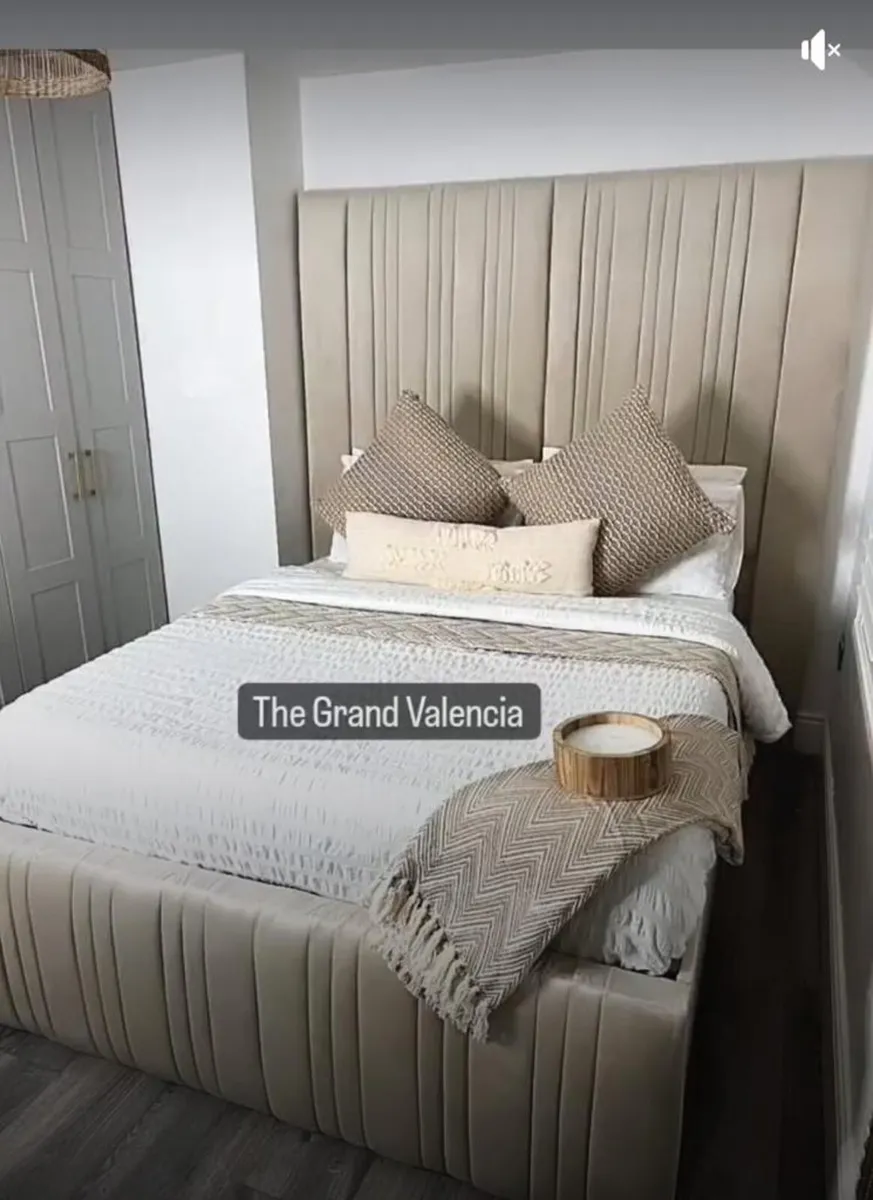 Bed - Image 1