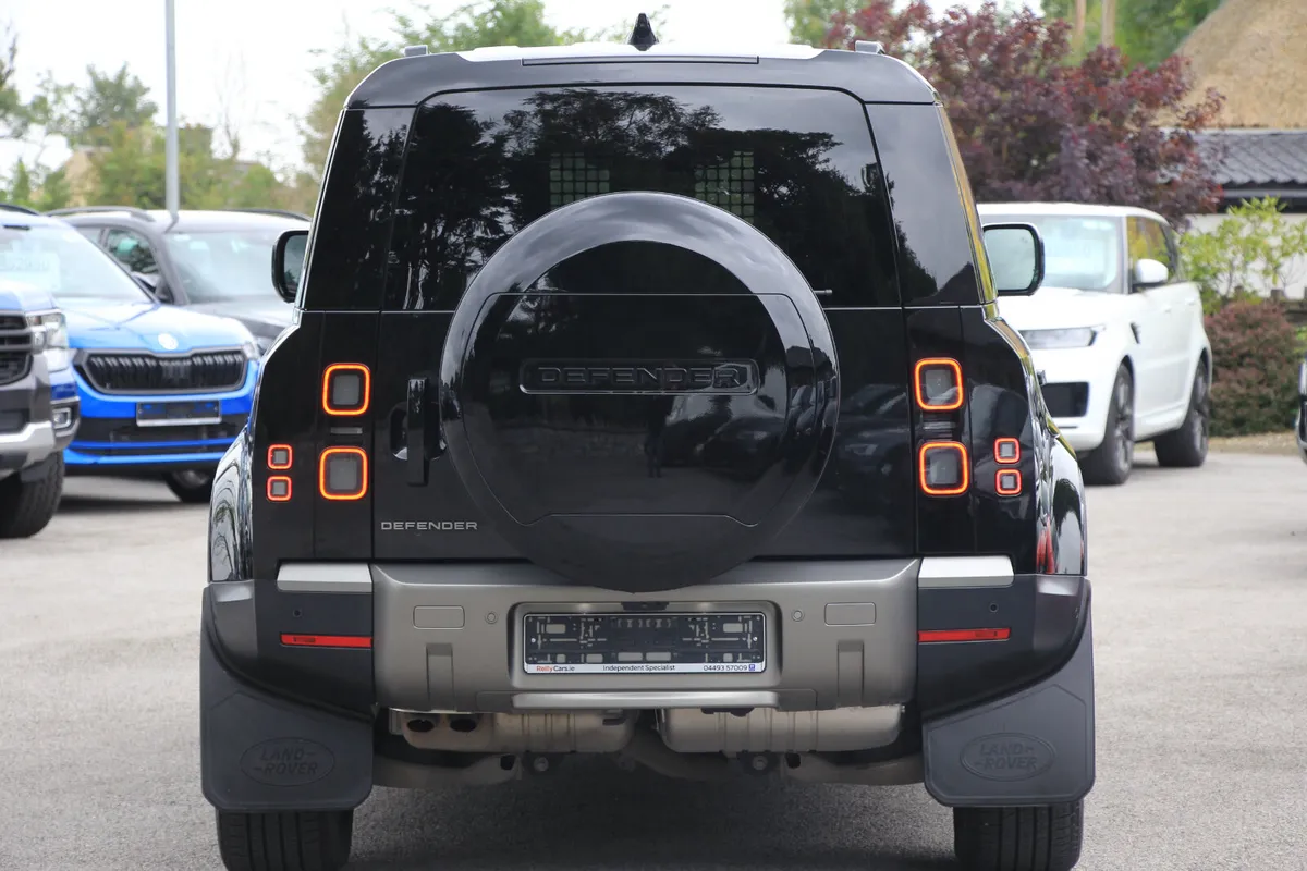 Defender 110 3 Seat * High Spec * 3.0 - Image 4