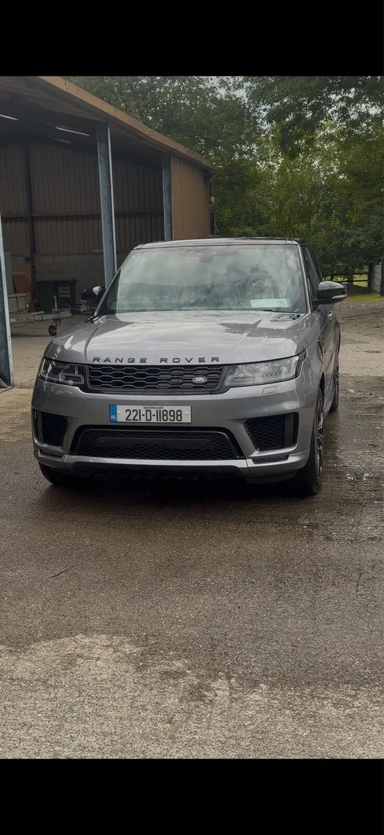 Range Rover Sport P400e Engine needs attention - Image 1