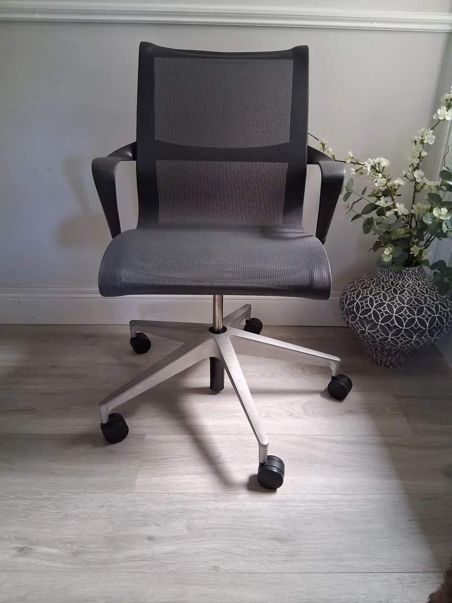 Herman Miller Setu Office Chair - Image 1
