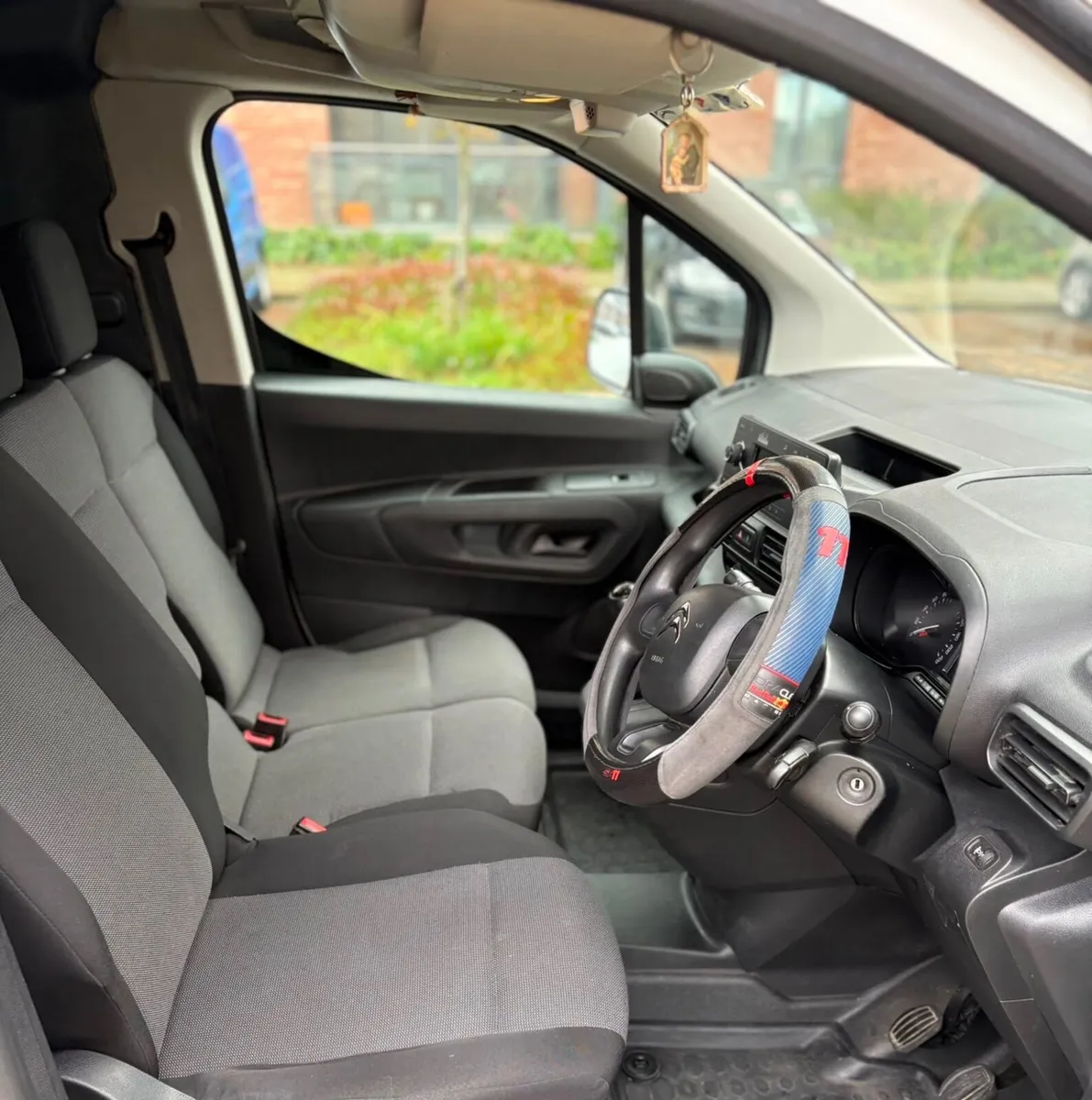 Citroen Berlingo 2020 - Image 2
