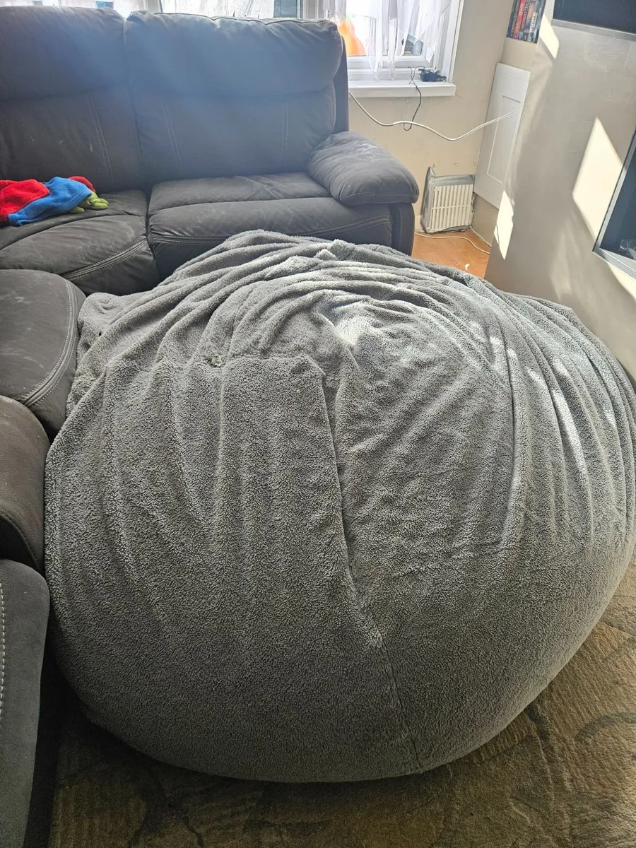 Extra Large bean bag, - Image 1