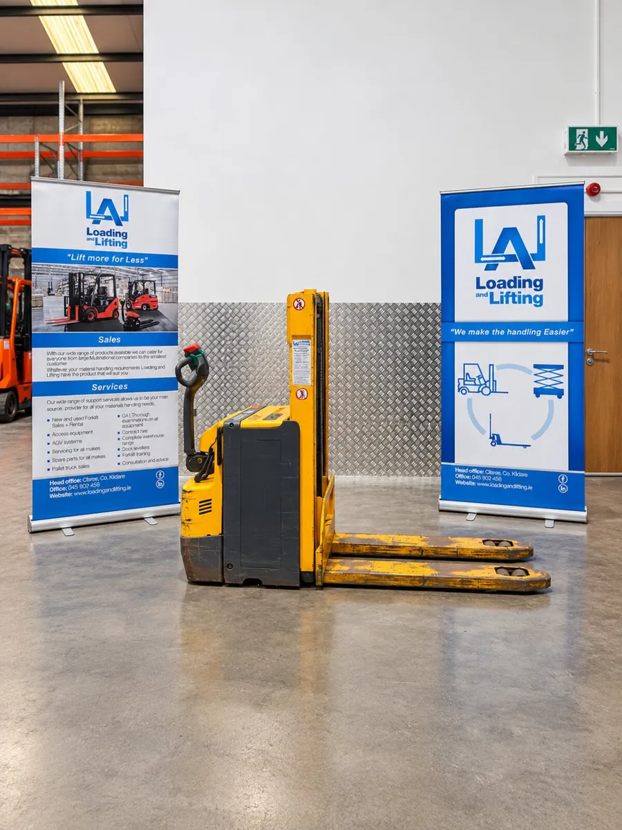 Jungheinrich EJG220 Stacker - Image 4