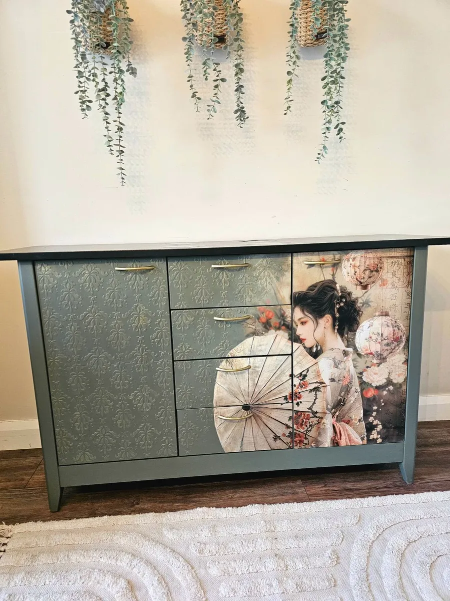 Sideboard - Image 3