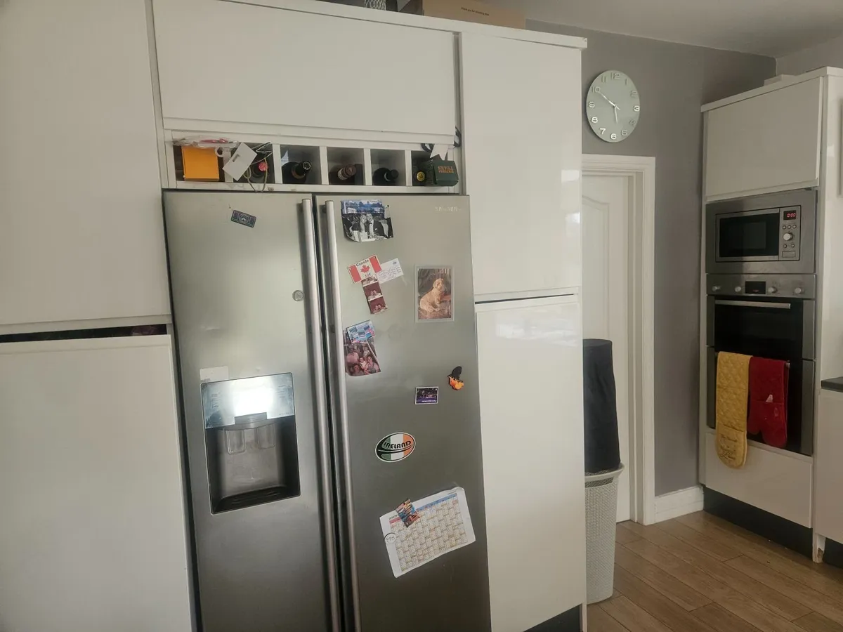 Kitchen doors white high gloss - Image 2