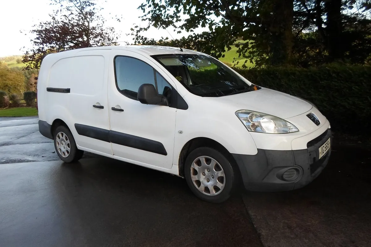 Peugeot Partner 2010 - Image 1