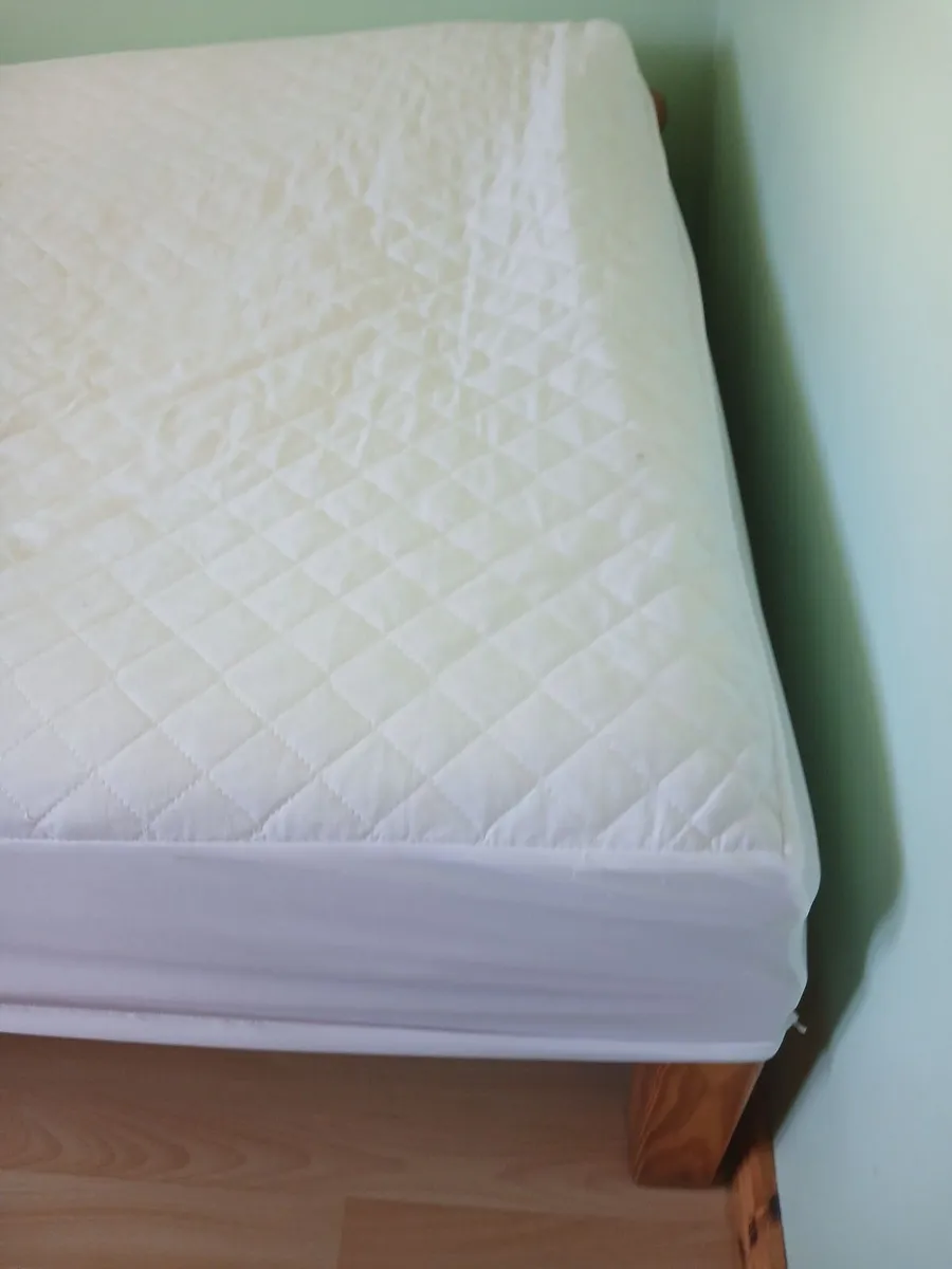 Single Mattress Topper - Image 2