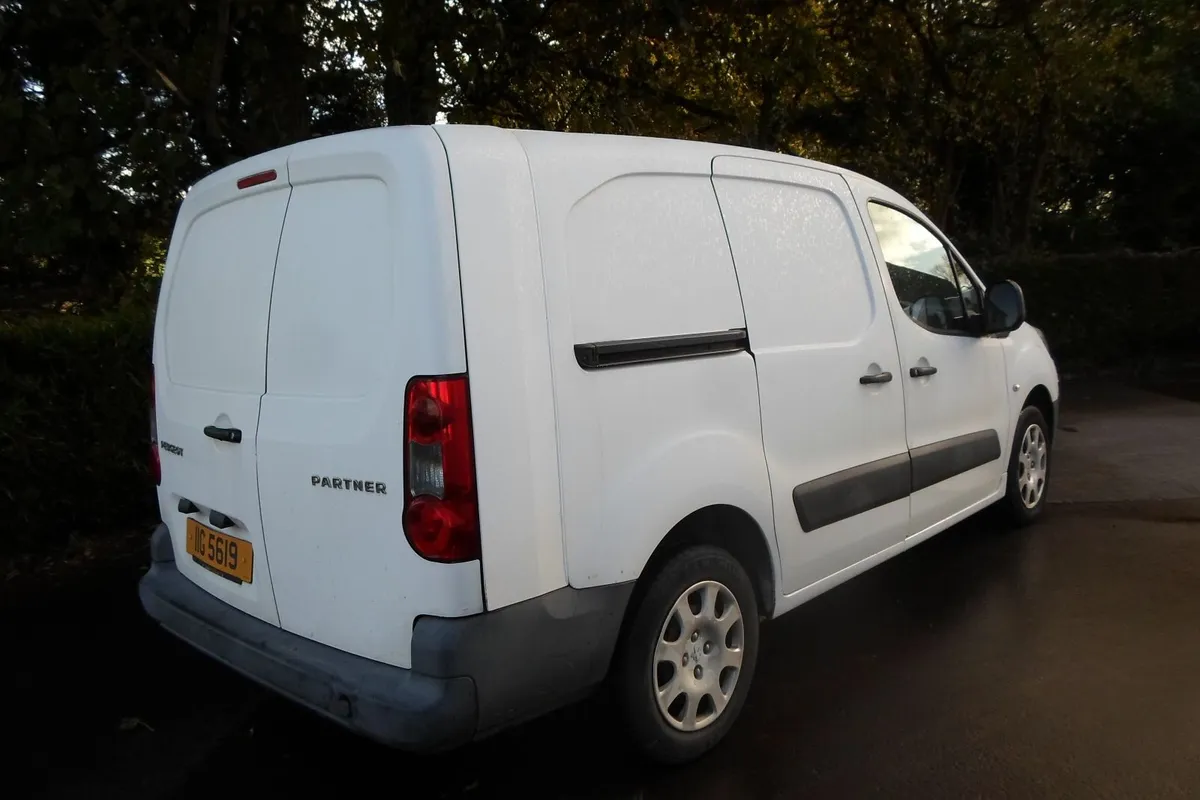 Peugeot Partner 2010 - Image 4