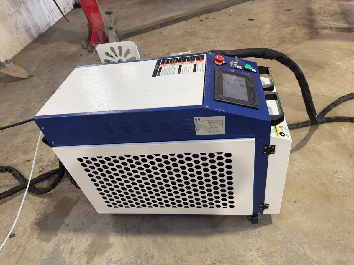 Lazor cleaning machine - Image 2