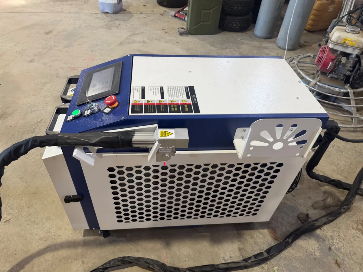 Lazor cleaning machine - Image 1