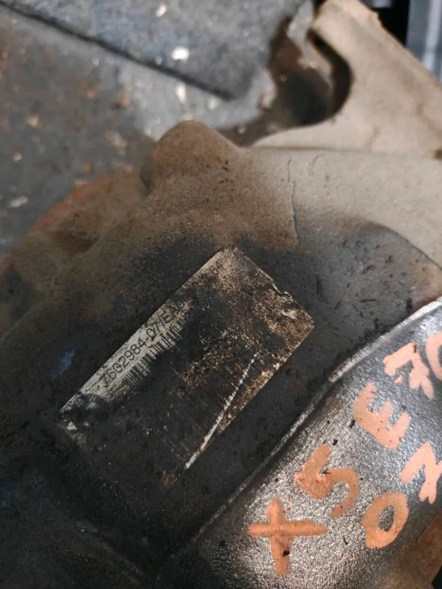 Bmw e70 rear diff 3.64 - Image 2