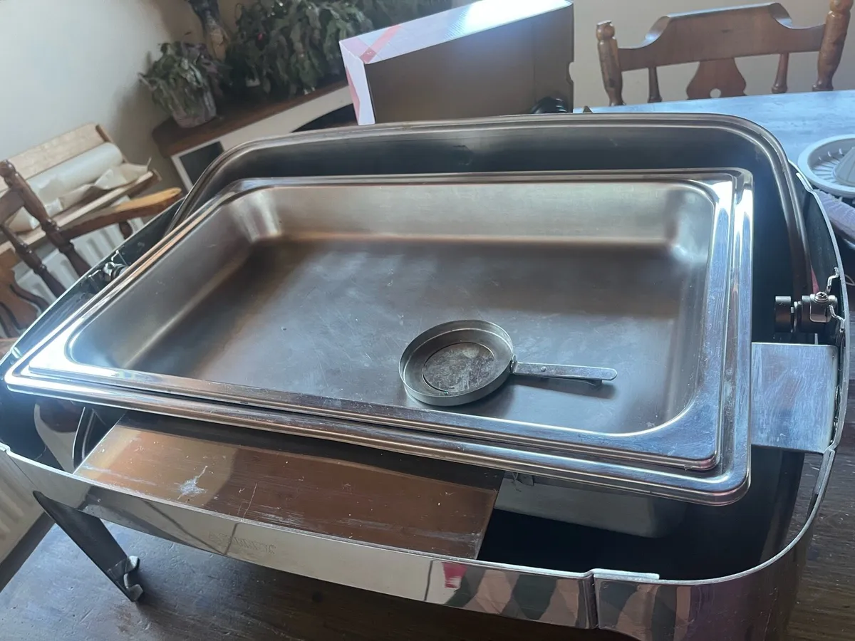 Catering size Chafing dish - Image 1