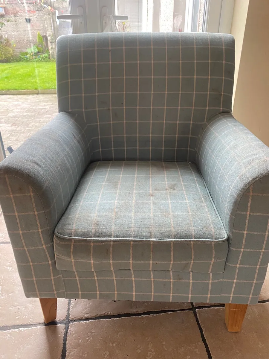 Accent chair