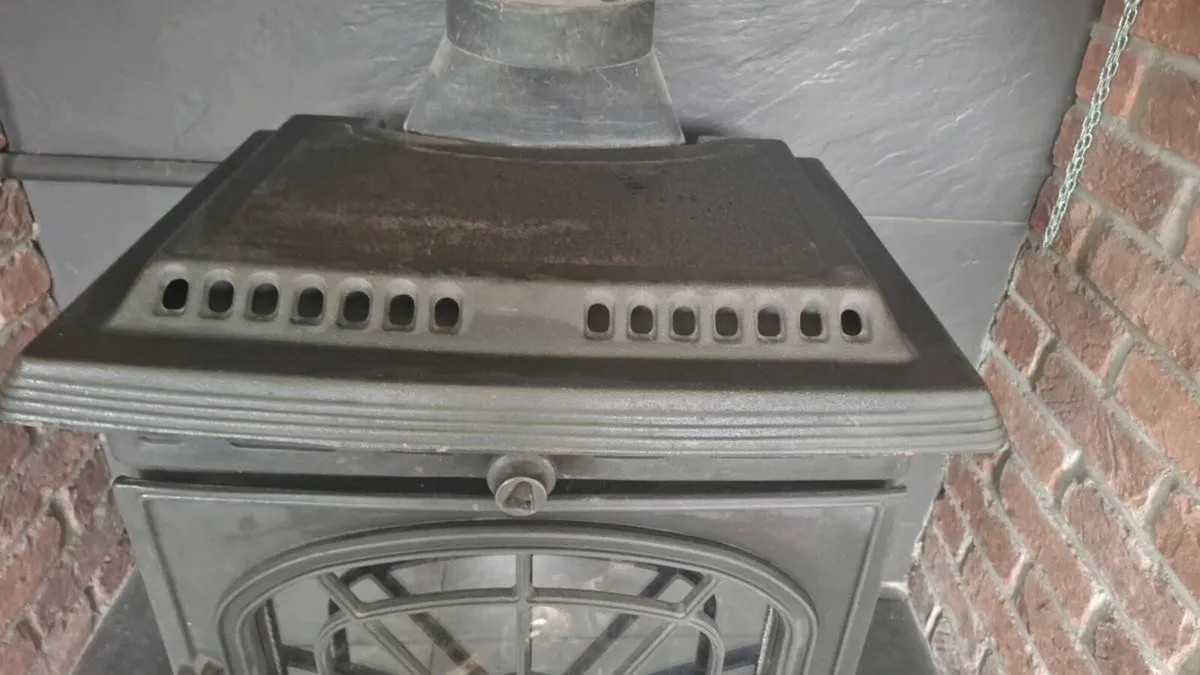 Stanley Erin back boiler stove - Image 1