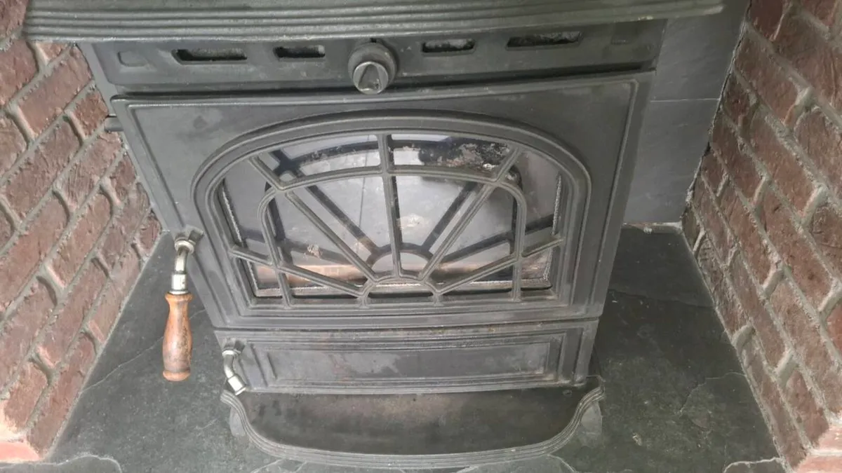 Stanley Erin back boiler stove - Image 2