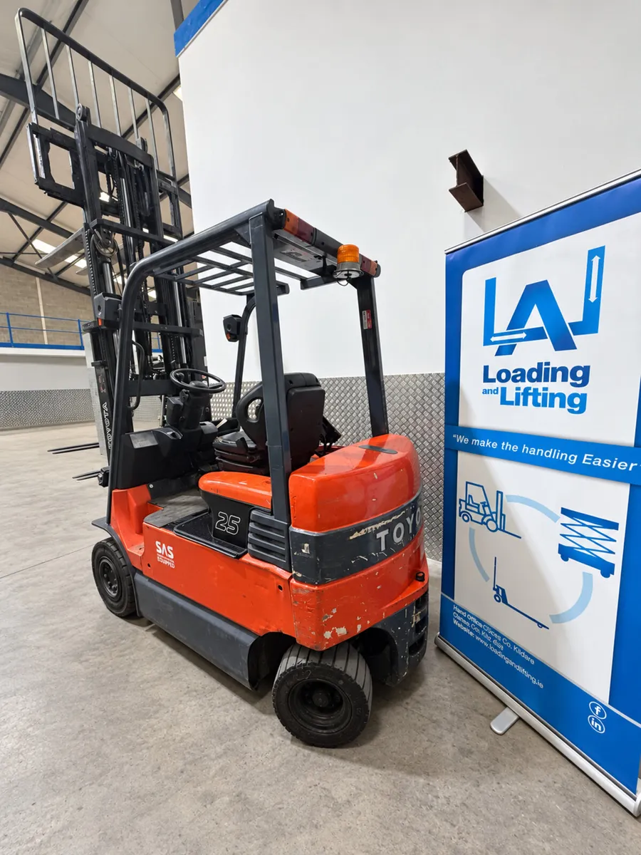 Toyota 72V Electric Fork Lift - Image 4